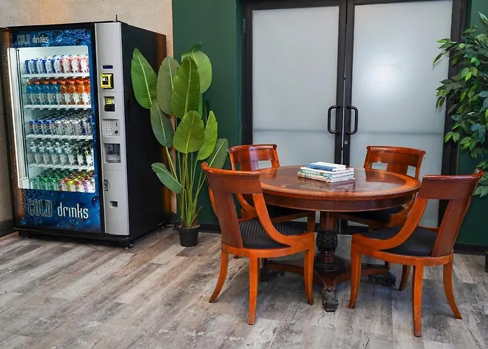 Modern 2br In South Loop With Optional Parking & Gym Access Near Museum Campus & Grant Park Apartment *